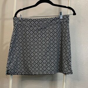 Tranquility by Colorado Clothing Geometric Black and White‎ Skort